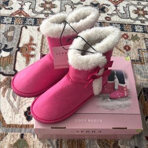 Serra Vibrant Pink Boots with Soft Fur